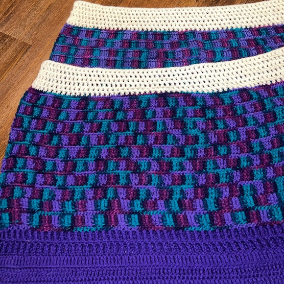 Handmade Crochet Purple, Green & Cream Retro Throw Blanket - Picture 4 of 9